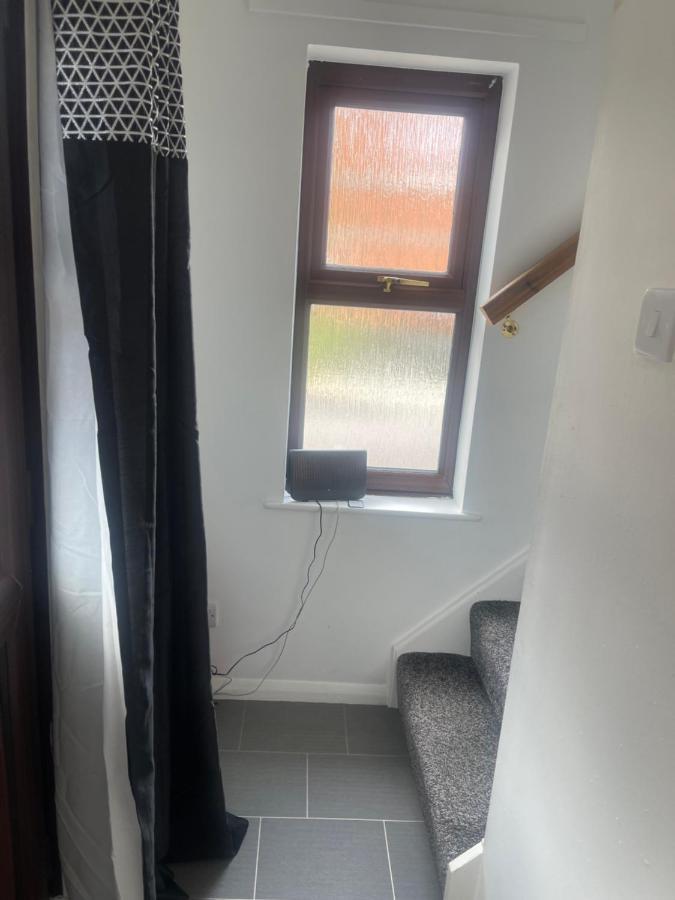 2 Bed House, Walking Distance Shrewsbury Centre 아파트 외부 사진